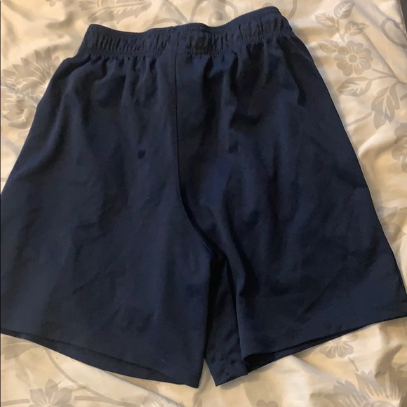 Nike dry fit shorts - Picture 4 of 5